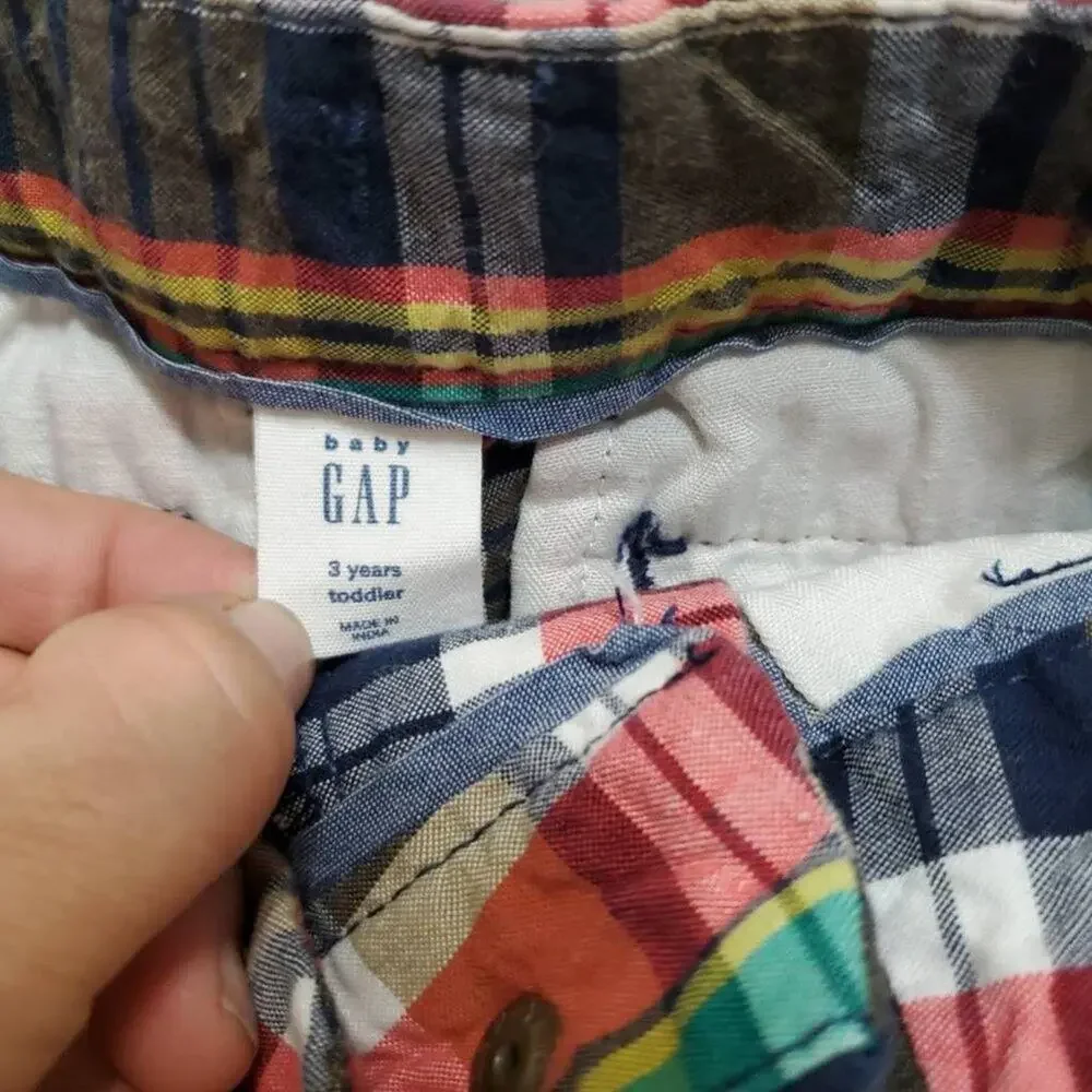 Gap Baby Boys Lot Of 2 Shorts Black Red Plaid Buckle Pockets 100% Cotton 3Y‎